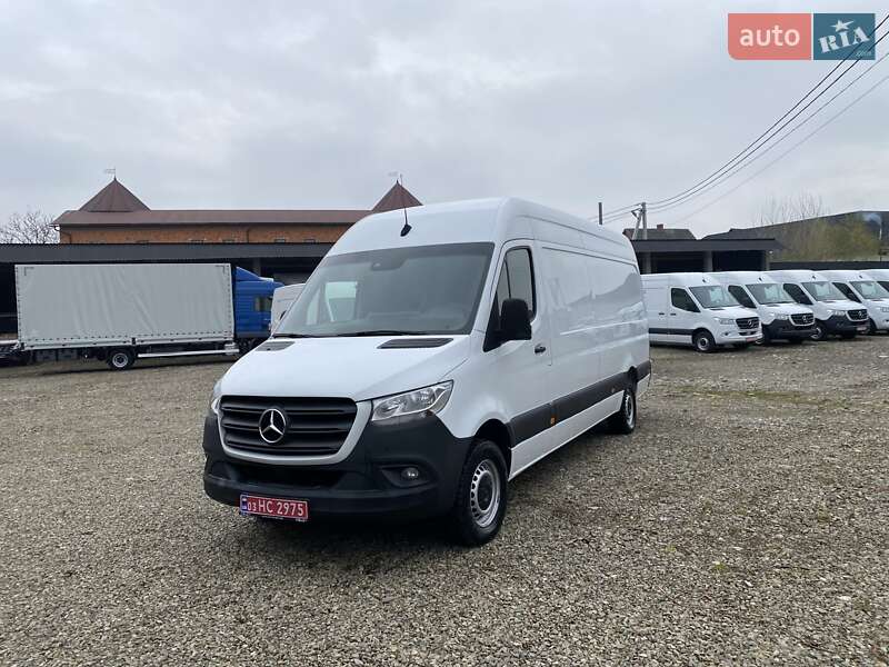 Грузовой фургон Mercedes-Benz Sprinter 2019 в 