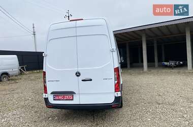 Грузовой фургон Mercedes-Benz Sprinter 2019 в 