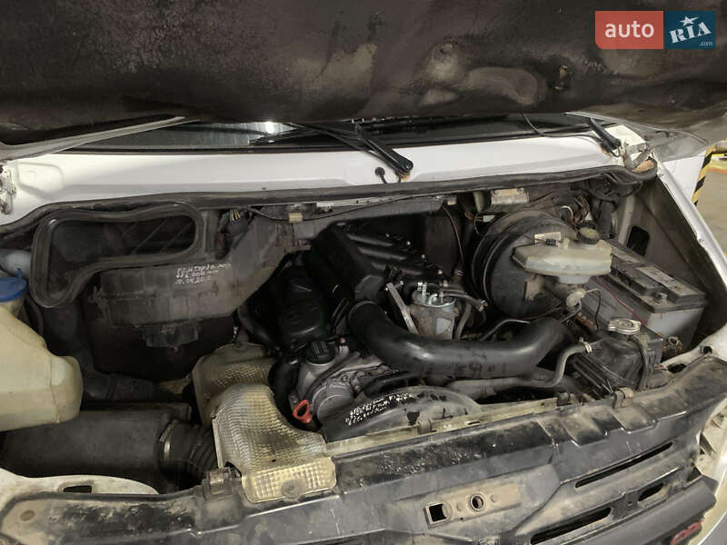 Вантажний фургон Mercedes-Benz Sprinter 2002 в Дружбі фото 8 Вантажний фургон Mercedes-Benz Sprinter 2002 в Дружбі