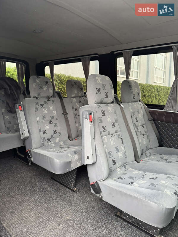 Микроавтобус Mercedes-Benz Sprinter 2015 в Ужгороде