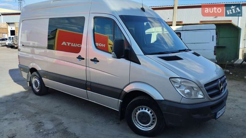 Вантажопасажирський фургон Mercedes-Benz Sprinter 2007 в Сумах