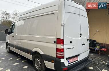 Грузовой фургон Mercedes-Benz Sprinter 2014 в 