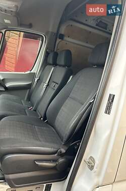 Грузовой фургон Mercedes-Benz Sprinter 2014 в 