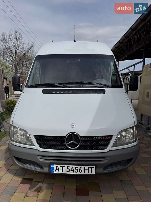 Mercedes-Benz Sprinter