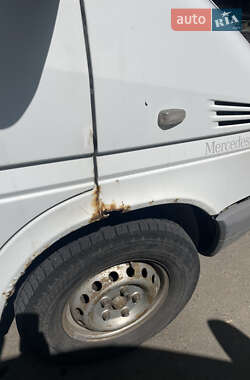 Грузовой фургон Mercedes-Benz Sprinter 2006 в 