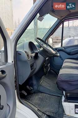 Грузовой фургон Mercedes-Benz Sprinter 2006 в 