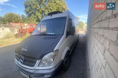 Грузовой фургон Mercedes-Benz Sprinter 2012 в 