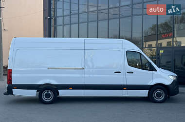 Грузовой фургон Mercedes-Benz Sprinter 2021 в 