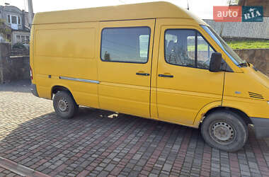 Вантажопасажирський фургон Mercedes-Benz Sprinter 2005 в 