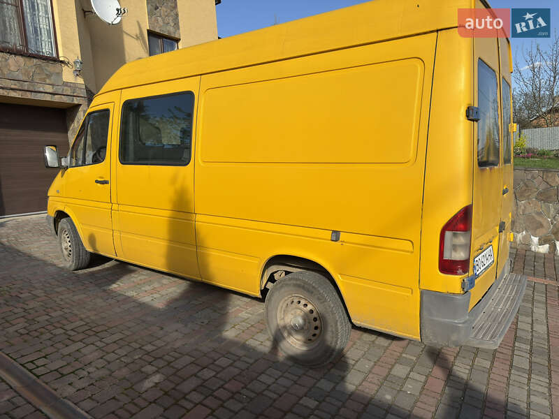 Вантажопасажирський фургон Mercedes-Benz Sprinter 2005 в Тернополі