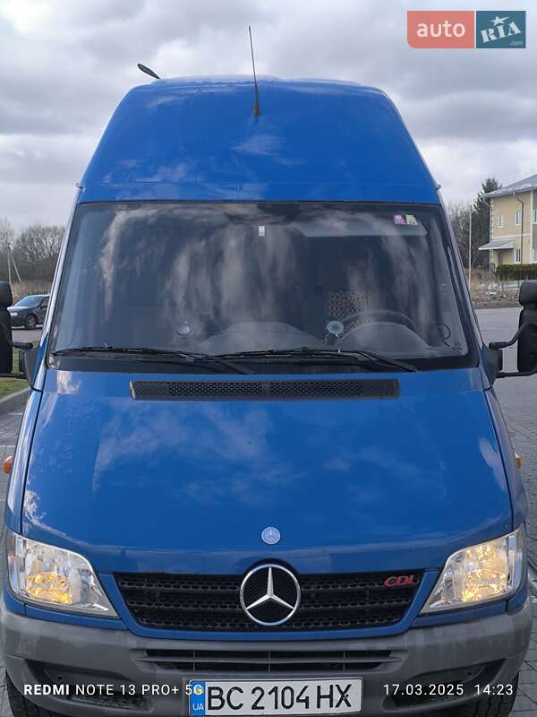 Mercedes-Benz Sprinter 2005