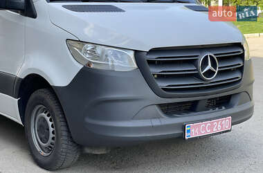 Грузовой фургон Mercedes-Benz Sprinter 2020 в 