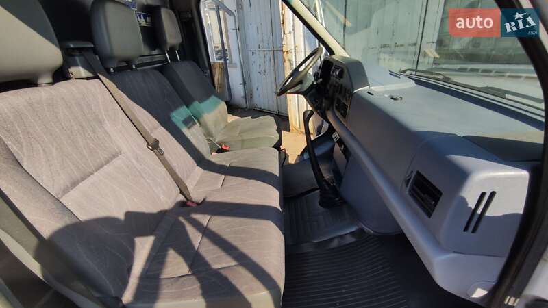 Грузовой фургон Mercedes-Benz Sprinter 1997 в Львове