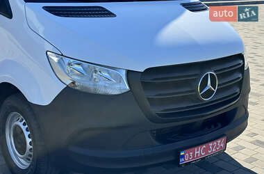 Вантажний фургон Mercedes-Benz Sprinter 2021 в 