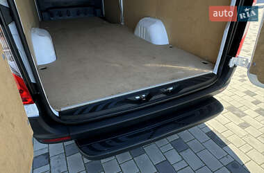 Вантажний фургон Mercedes-Benz Sprinter 2021 в 