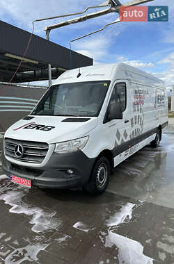 Вантажний фургон Mercedes-Benz Sprinter 2022 в 