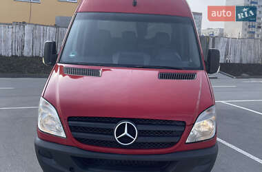 Грузовой фургон Mercedes-Benz Sprinter 2007 в 
