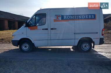 Грузовой фургон Mercedes-Benz Sprinter 2004 в 