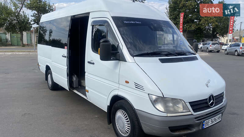 Mercedes-Benz Sprinter 2000