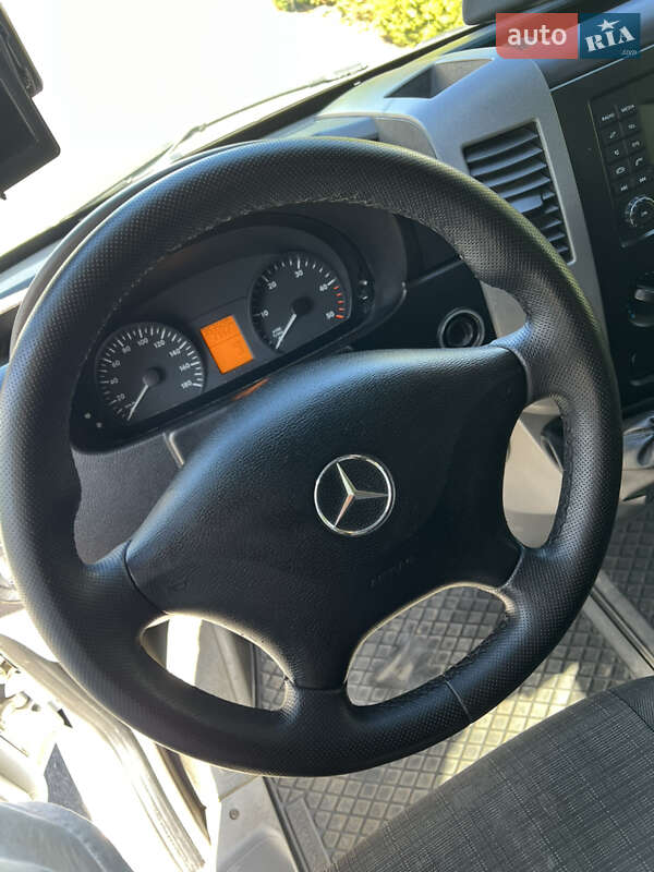 Грузовой фургон Mercedes-Benz Sprinter 2015 в Виннице