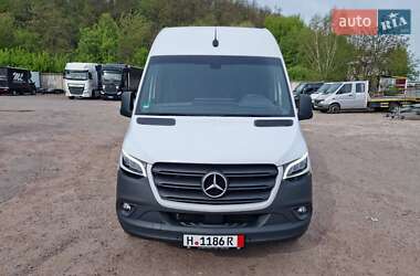 Грузовой фургон Mercedes-Benz Sprinter 2020 в 