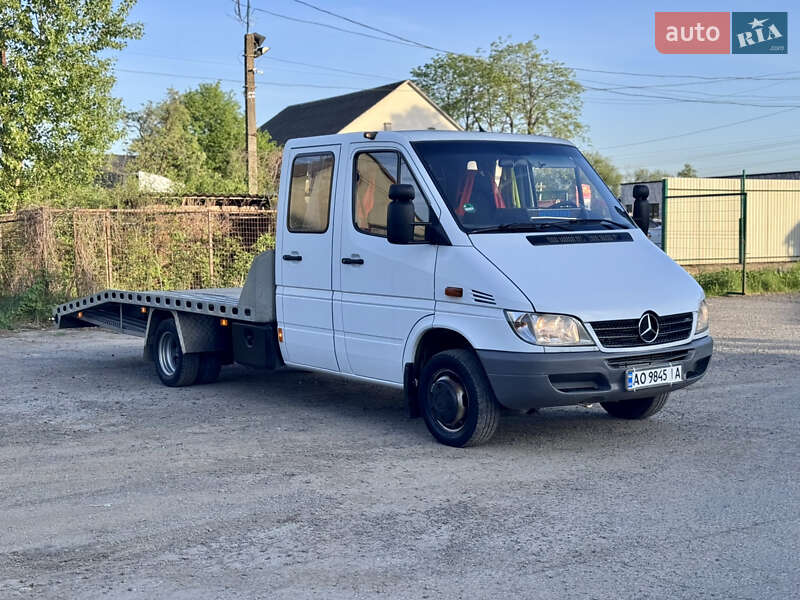 Эвакуатор Mercedes-Benz Sprinter 2006 в Хусте
