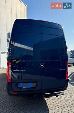 Вантажопасажирський фургон Mercedes-Benz Sprinter 2020 в 