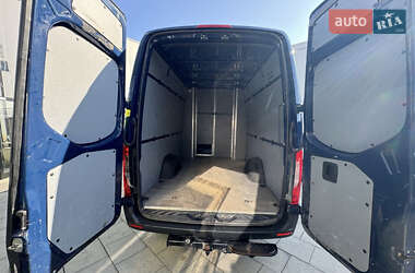 Вантажопасажирський фургон Mercedes-Benz Sprinter 2020 в 