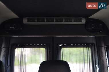 Мікроавтобус Mercedes-Benz Sprinter 2003 в 