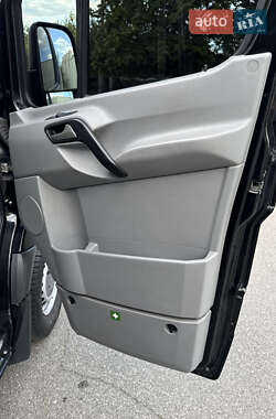 Грузовой фургон Mercedes-Benz Sprinter 2015 в 