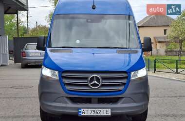 Грузовой фургон Mercedes-Benz Sprinter 2020 в 