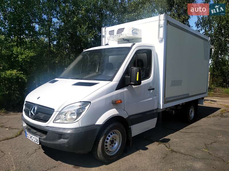 Mercedes-Benz Sprinter 2011