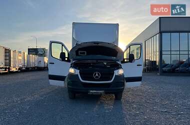 Грузовой фургон Mercedes-Benz Sprinter 2021 в 
