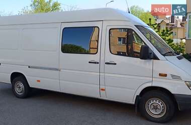 Вантажний фургон Mercedes-Benz Sprinter 2005 в 