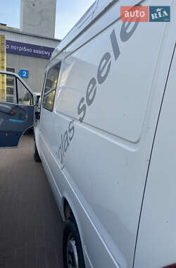 Грузовой фургон Mercedes-Benz Sprinter 1999 в 