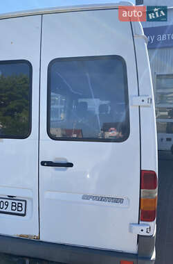 Грузовой фургон Mercedes-Benz Sprinter 1999 в 
