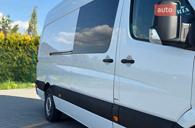 Вантажопасажирський фургон Mercedes-Benz Sprinter 2016 в 