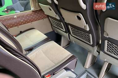 Микроавтобус Mercedes-Benz Sprinter 2011 в 