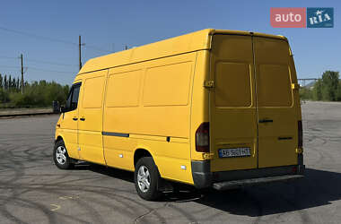 Грузовой фургон Mercedes-Benz Sprinter 2004 в 