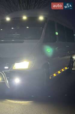 Микроавтобус Mercedes-Benz Sprinter 2005 в 