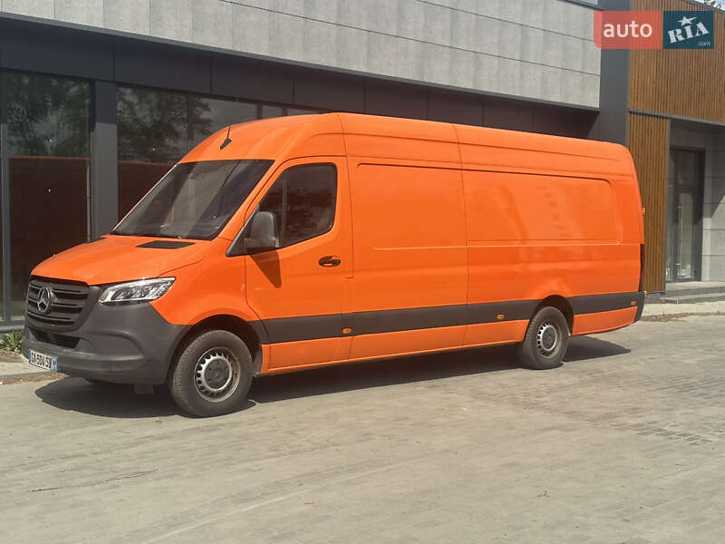 Mercedes-Benz Sprinter 2021