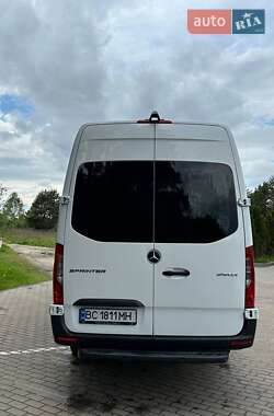 Вантажопасажирський фургон Mercedes-Benz Sprinter 2020 в 