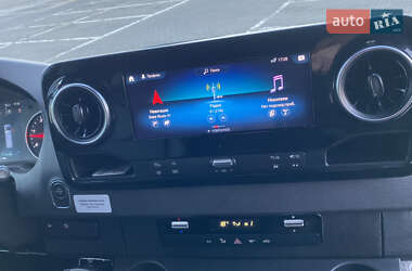 Вантажний фургон Mercedes-Benz Sprinter 2022 в 