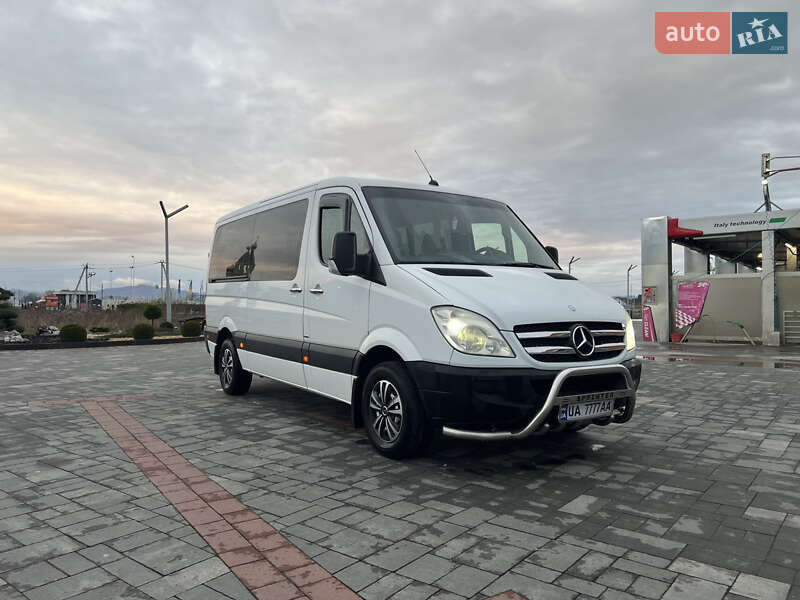 Мікроавтобус Mercedes-Benz Sprinter 2012 в 