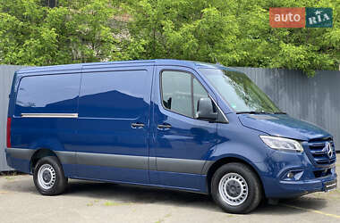 Грузовой фургон Mercedes-Benz Sprinter 2021 в 