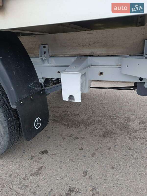 Тентований Mercedes-Benz Sprinter 2004 в Дніпрі
