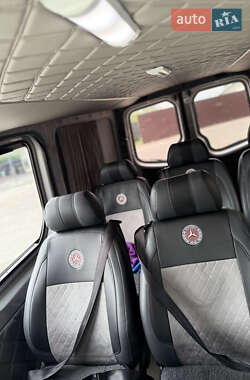 Микроавтобус Mercedes-Benz Sprinter 2012 в 