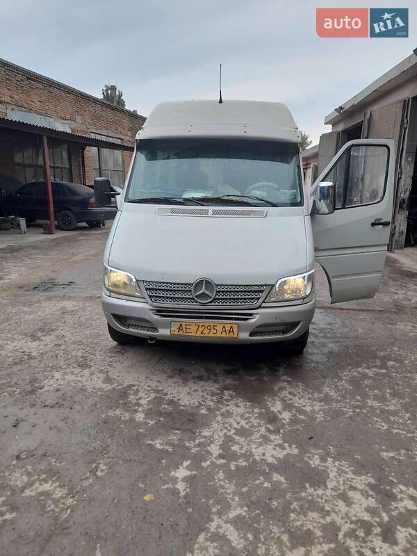 Mercedes-Benz Sprinter 2003