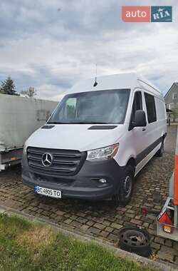 Вантажопасажирський фургон Mercedes-Benz Sprinter 2021 в Комарному