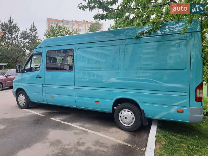 Вантажопасажирський фургон Mercedes-Benz Sprinter 1998 в Хмельницькому